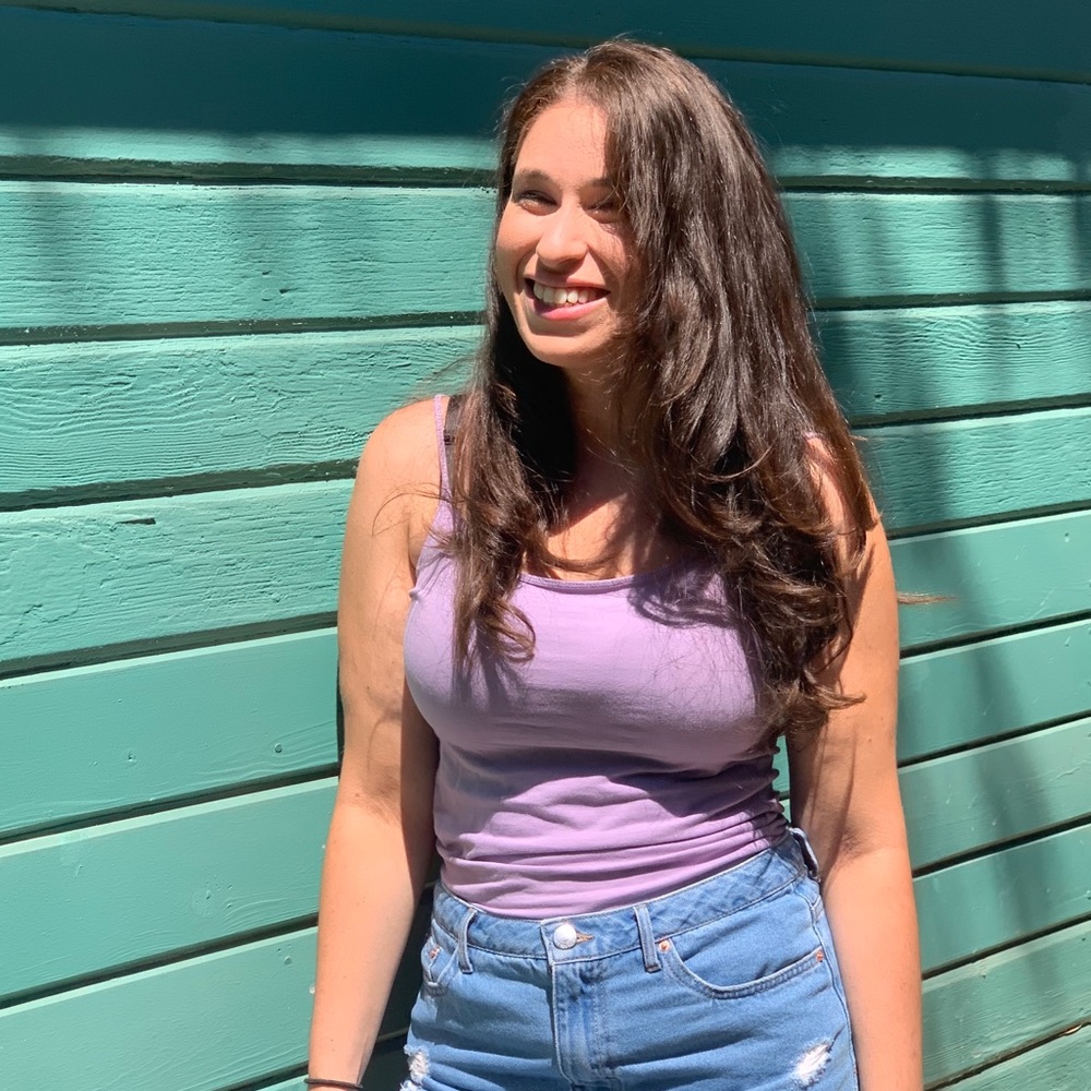 Meet your Posher, Olivia